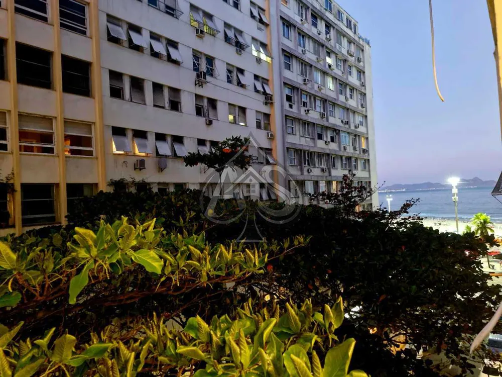Apartamento, 3 quartos, 160 m² - Foto 1