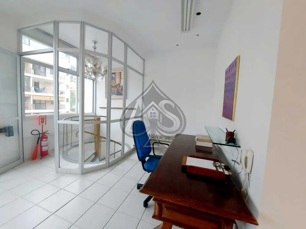 Cobertura, 3 quartos, 199 m² - Foto 4