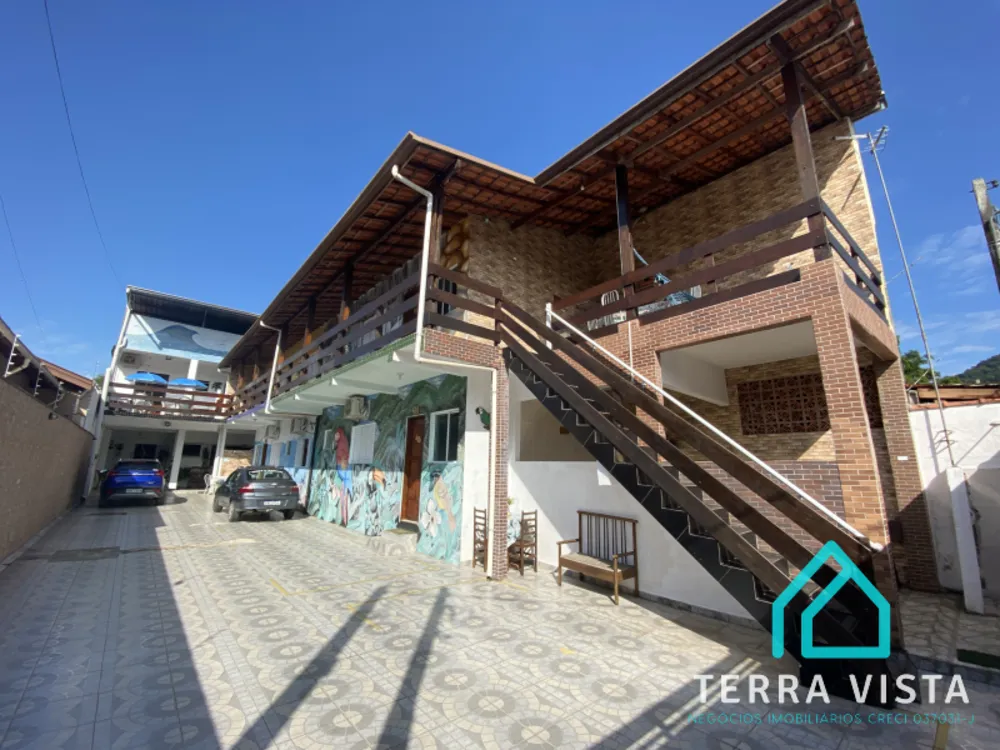 Casa, 9 quartos, 191 m² - Foto 1
