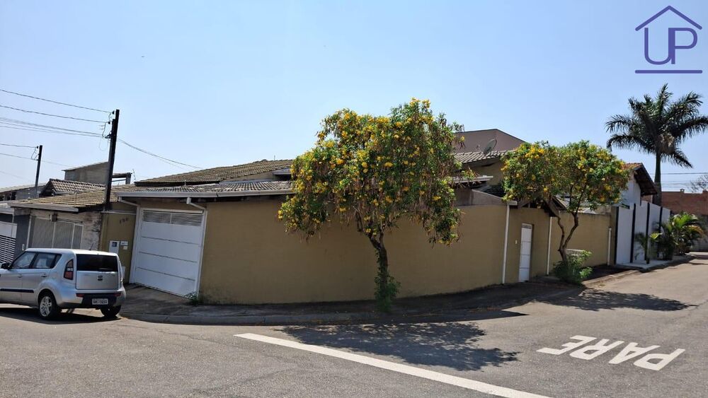Casa, 3 quartos, 166 m² - Foto 1