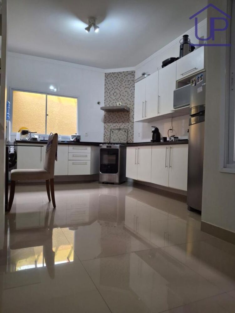 Casa, 3 quartos, 166 m² - Foto 7