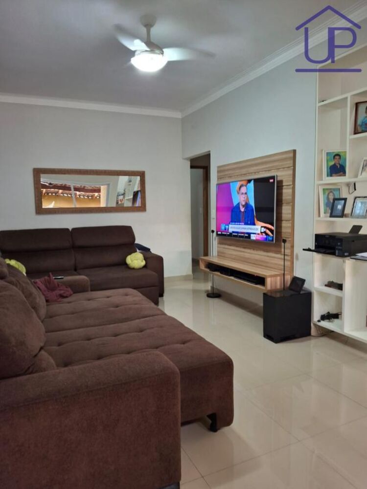 Casa, 3 quartos, 166 m² - Foto 2