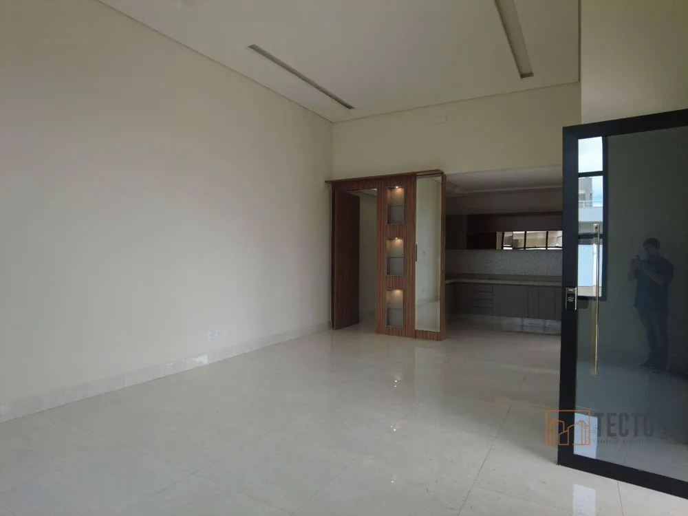 Casa, 3 quartos, 235 m² - Foto 3