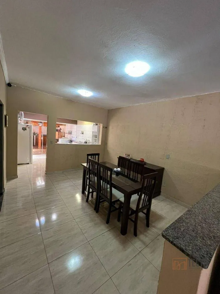 Casa, 3 quartos, 168 m² - Foto 4