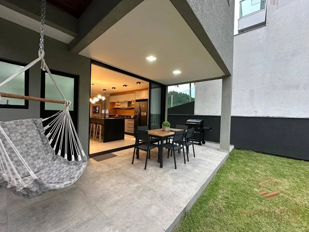 Casa, 3 quartos, 200 m² - Foto 8