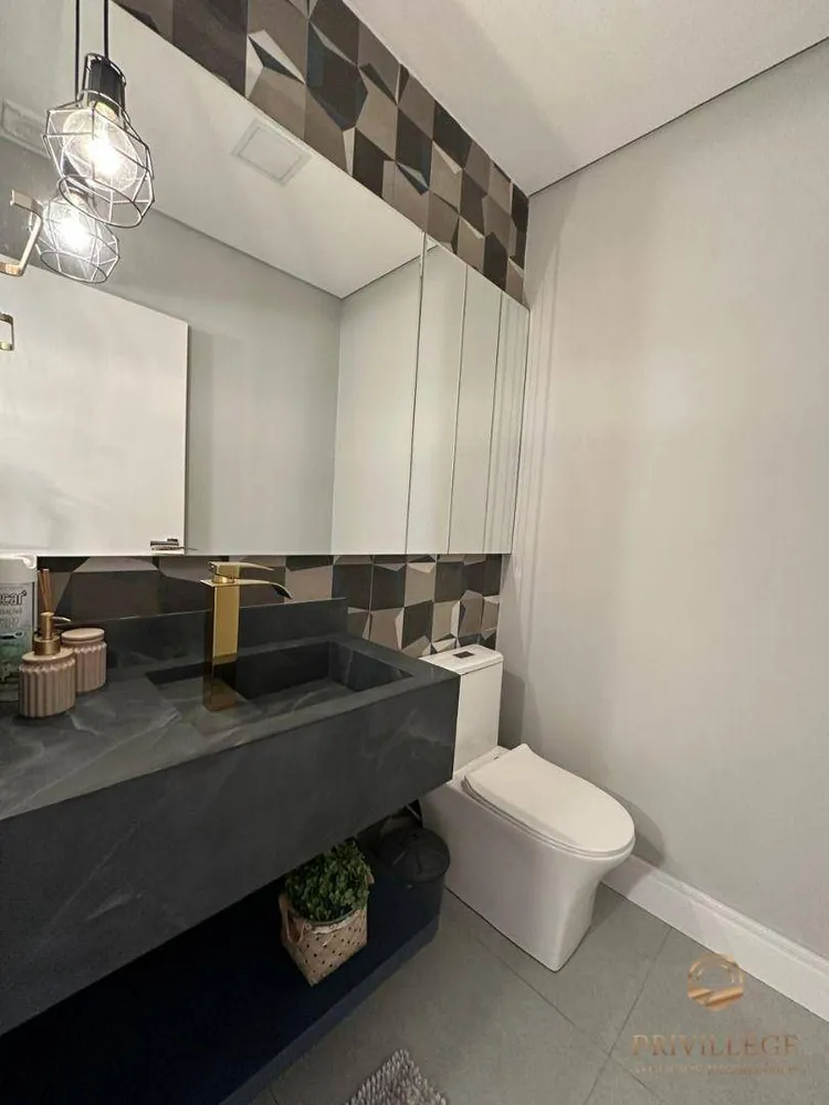 Casa, 3 quartos, 200 m² - Foto 9
