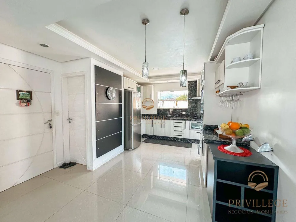 Casa, 3 quartos, 210 m² - Foto 19