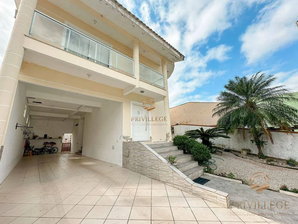 Casa, 3 quartos, 210 m² - Foto 2