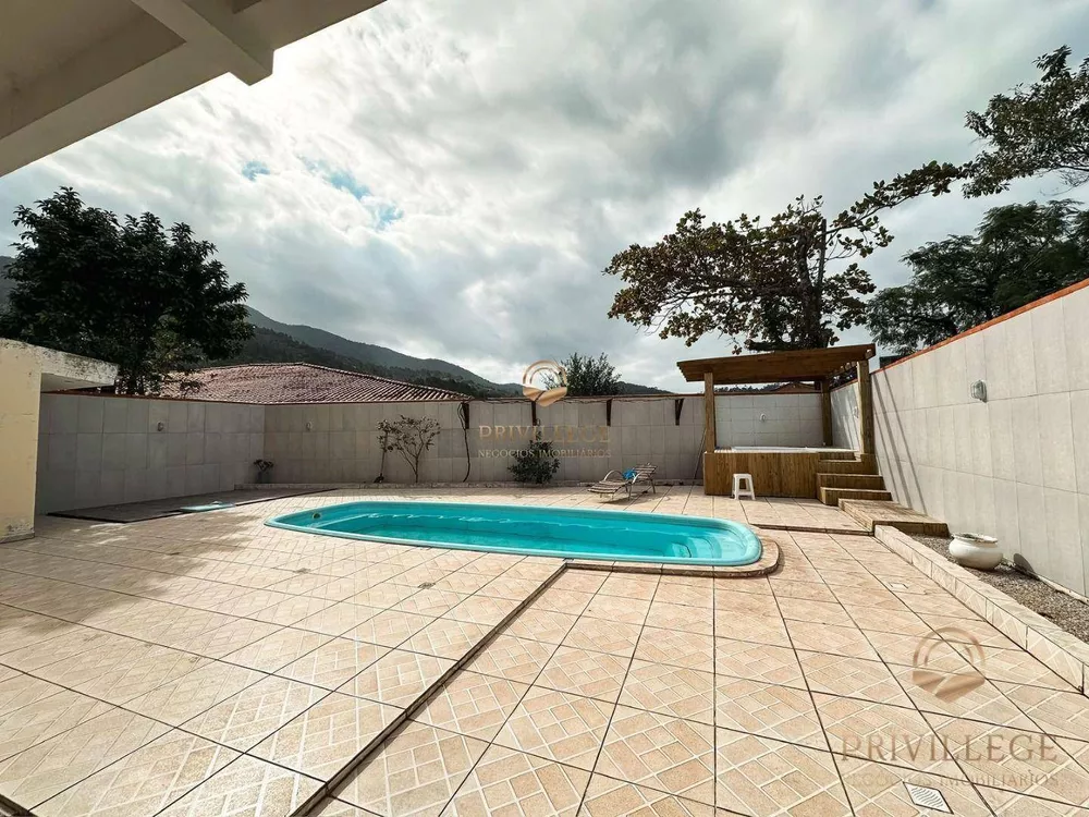 Casa, 3 quartos, 210 m² - Foto 5