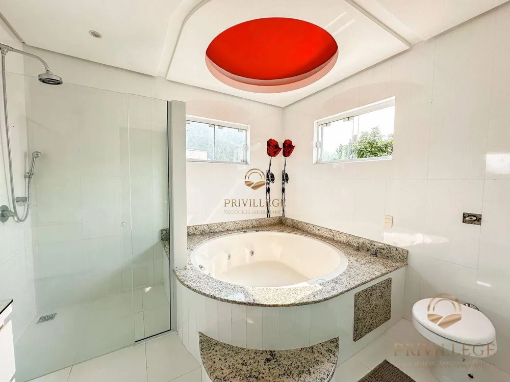 Casa, 3 quartos, 210 m² - Foto 11
