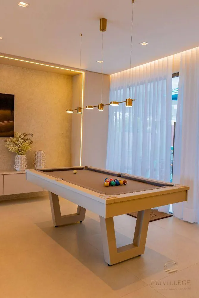 Apartamento, 3 quartos, 146 m² - Foto 2