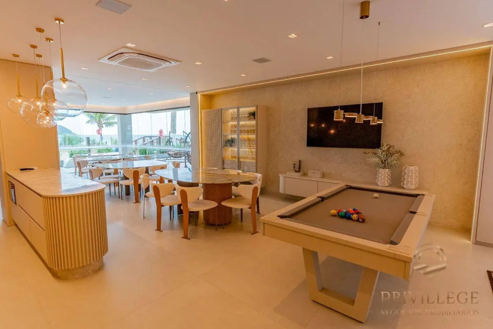 Apartamento, 3 quartos, 146 m² - Foto 1