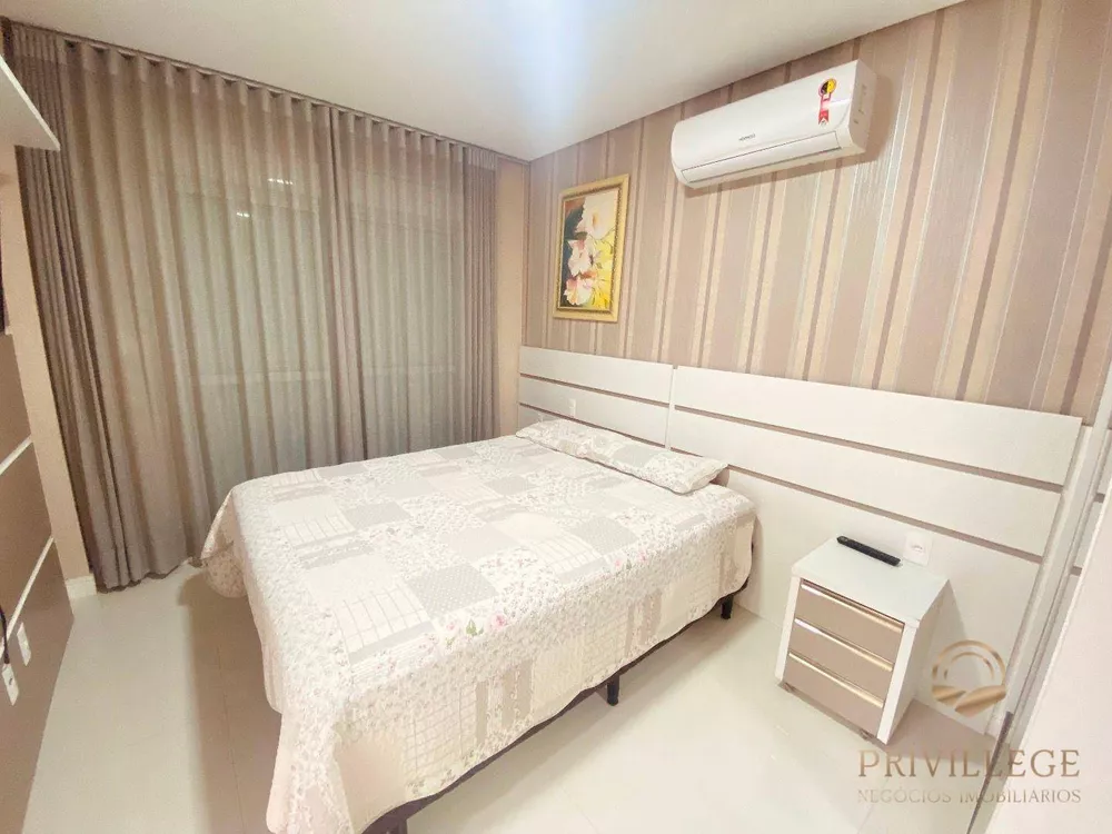Cobertura, 3 quartos, 215 m² - Foto 3