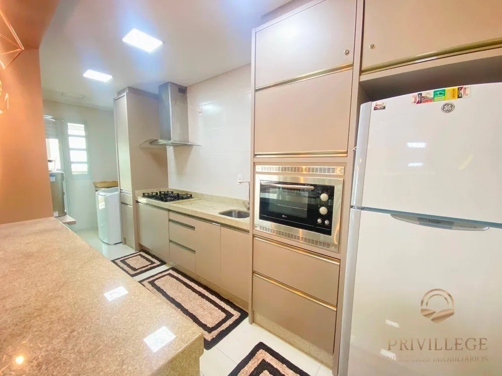 Cobertura, 3 quartos, 215 m² - Foto 5