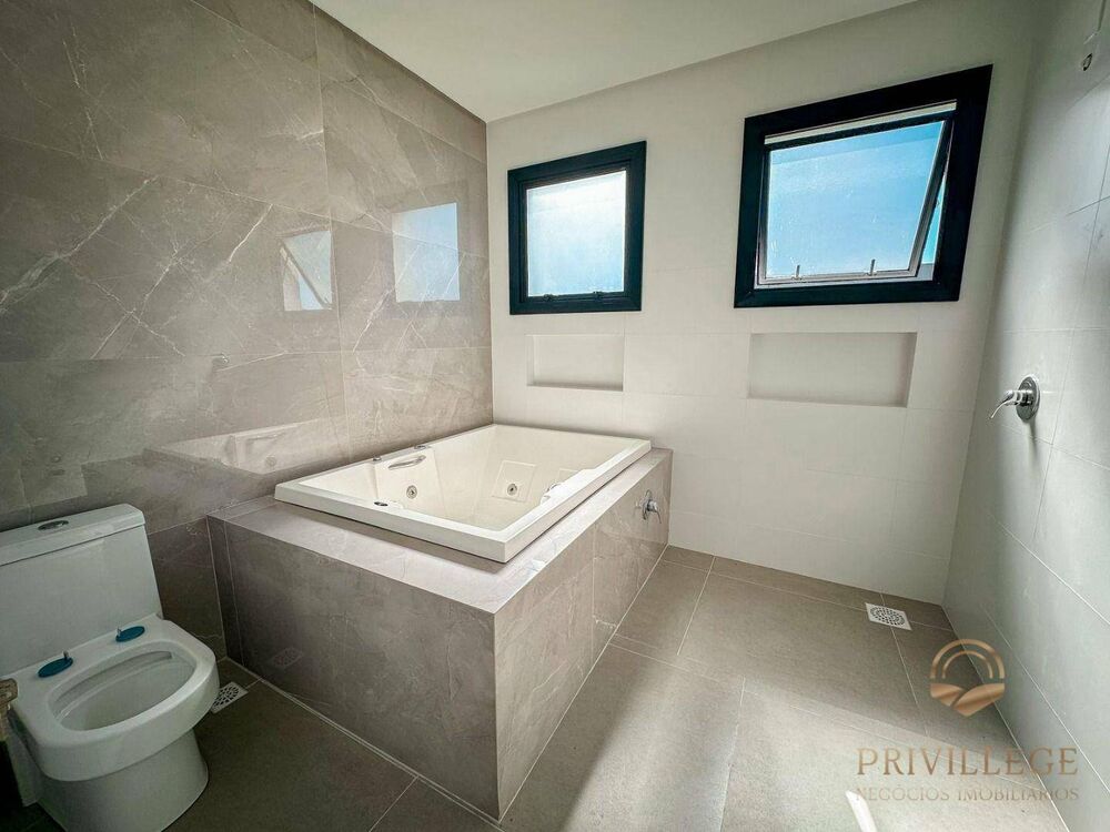 Casa, 3 quartos, 214 m² - Foto 10