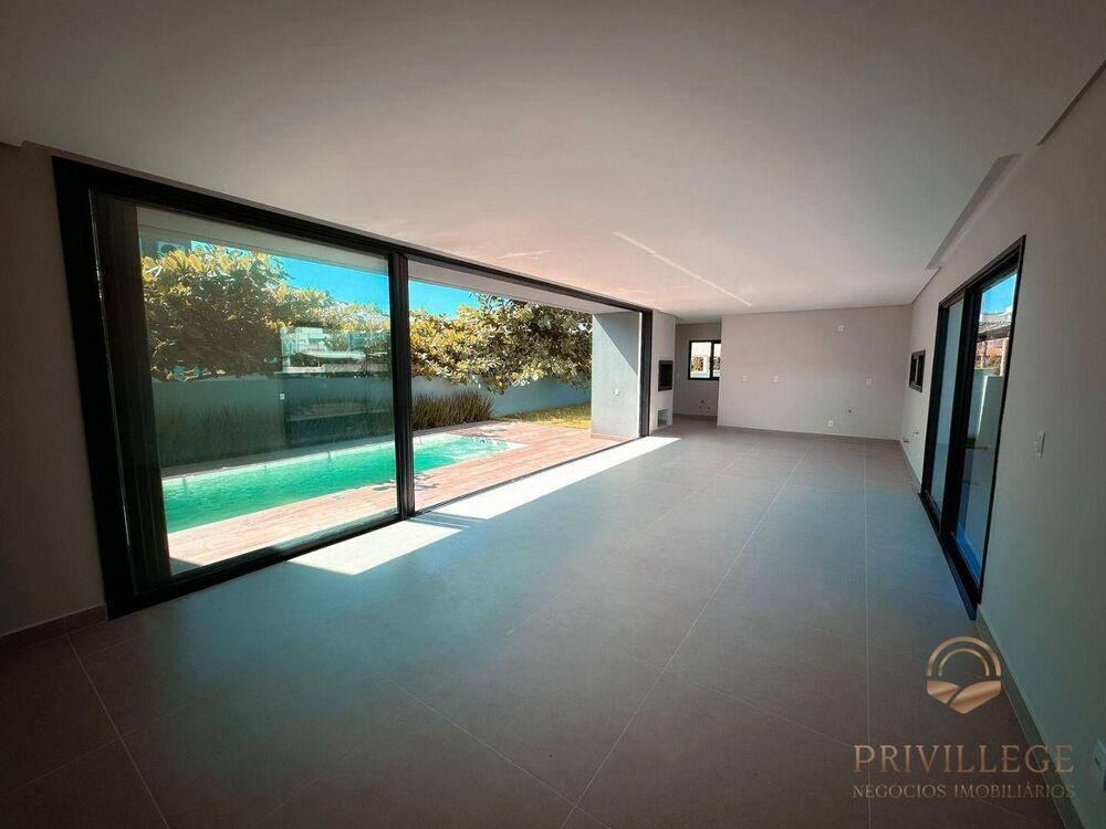 Casa, 3 quartos, 214 m² - Foto 5