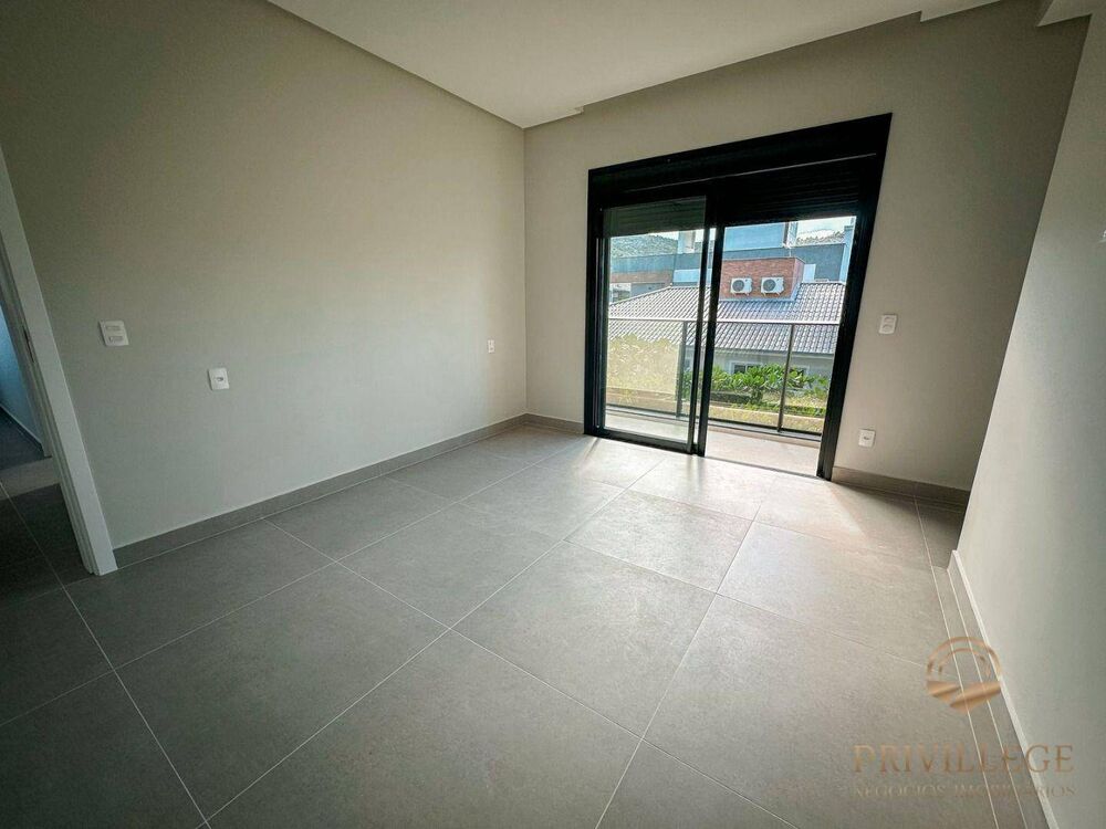 Casa, 3 quartos, 214 m² - Foto 11