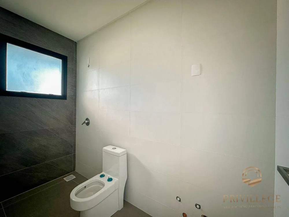 Casa, 3 quartos, 214 m² - Foto 14