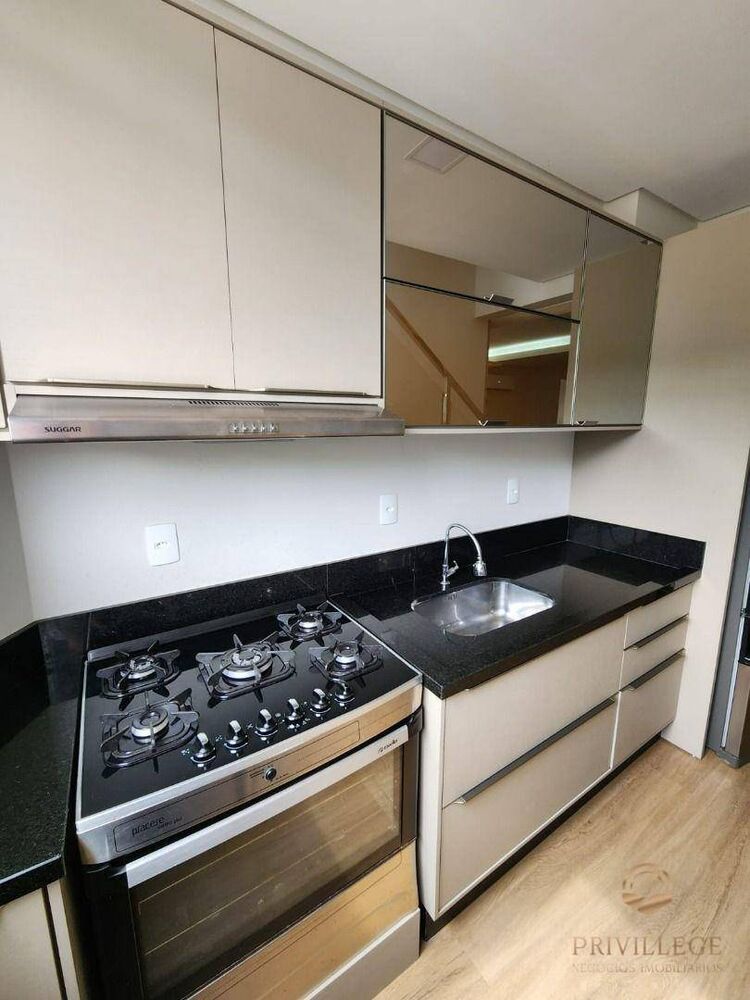 Cobertura, 3 quartos, 197 m² - Foto 3