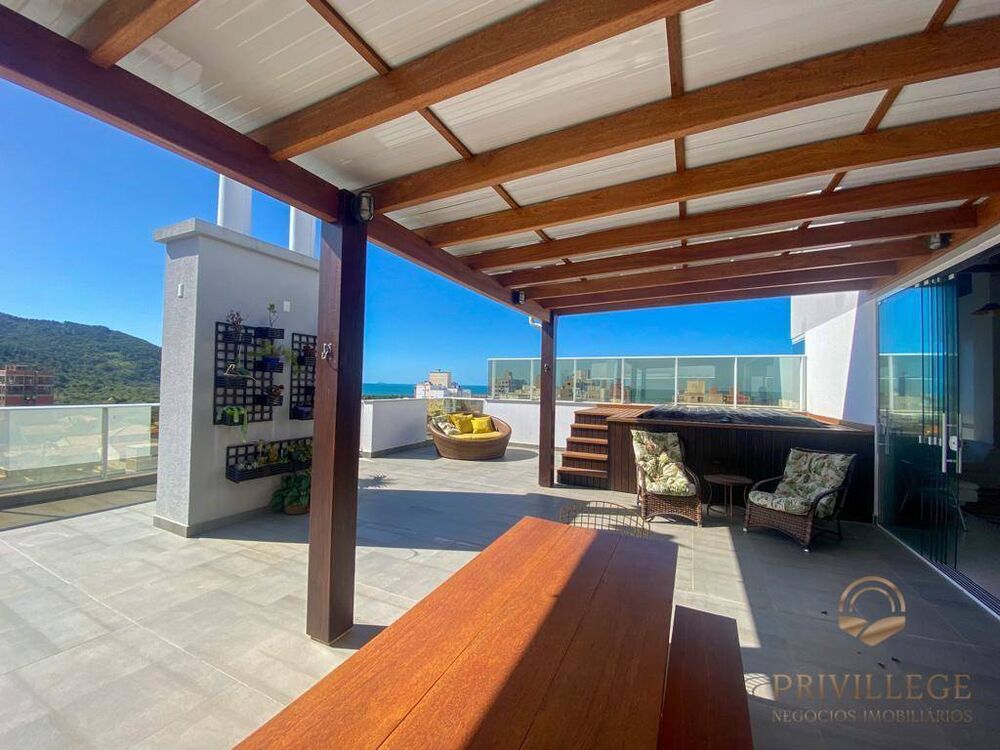 Cobertura, 3 quartos, 243 m² - Foto 6