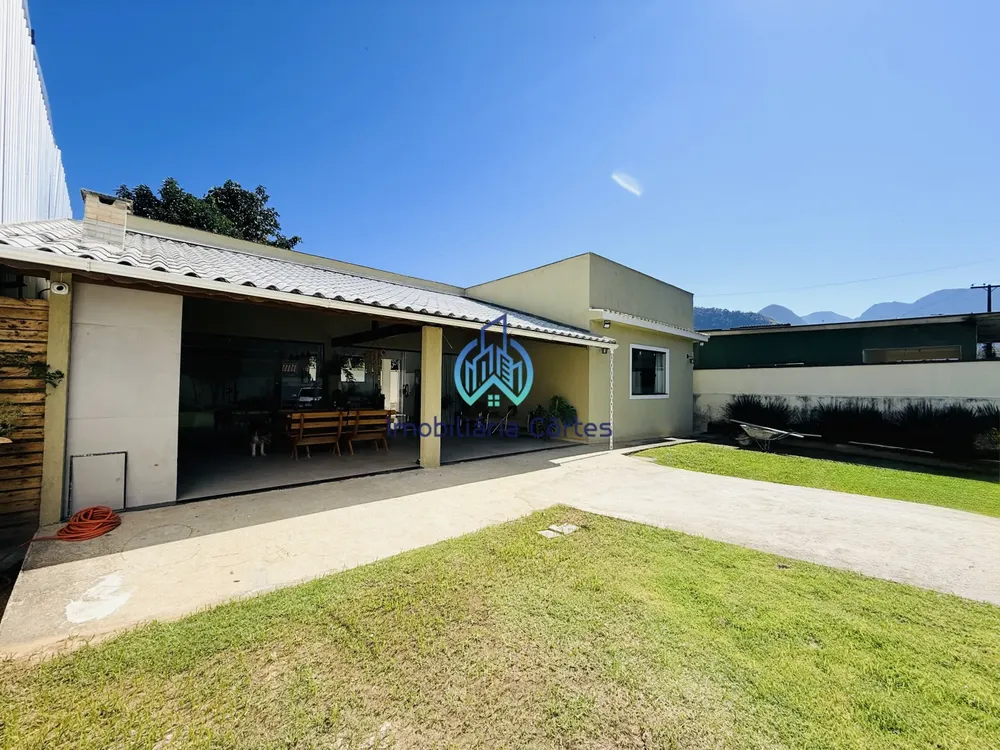 Casa, 2 quartos, 121 m² - Foto 1