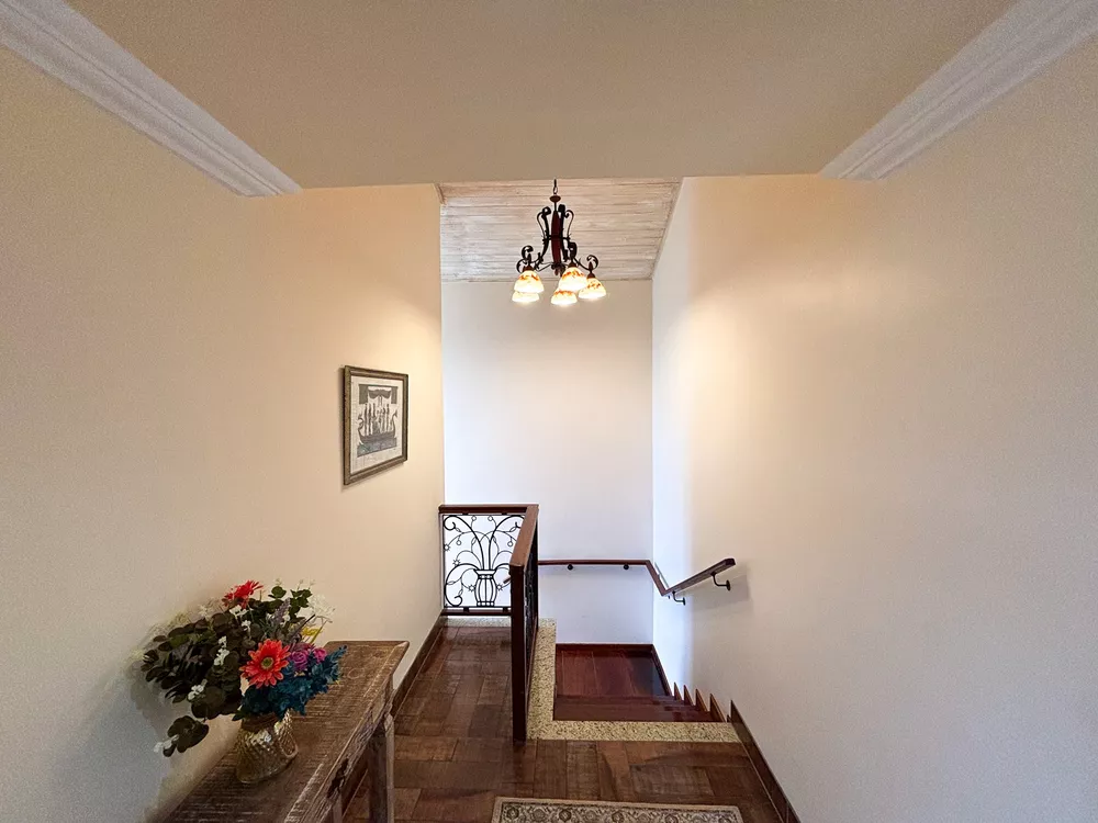 Casa, 4 quartos, 327 m² - Foto 32