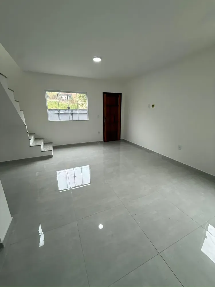 Casa, 2 quartos, 72 m² - Foto 1