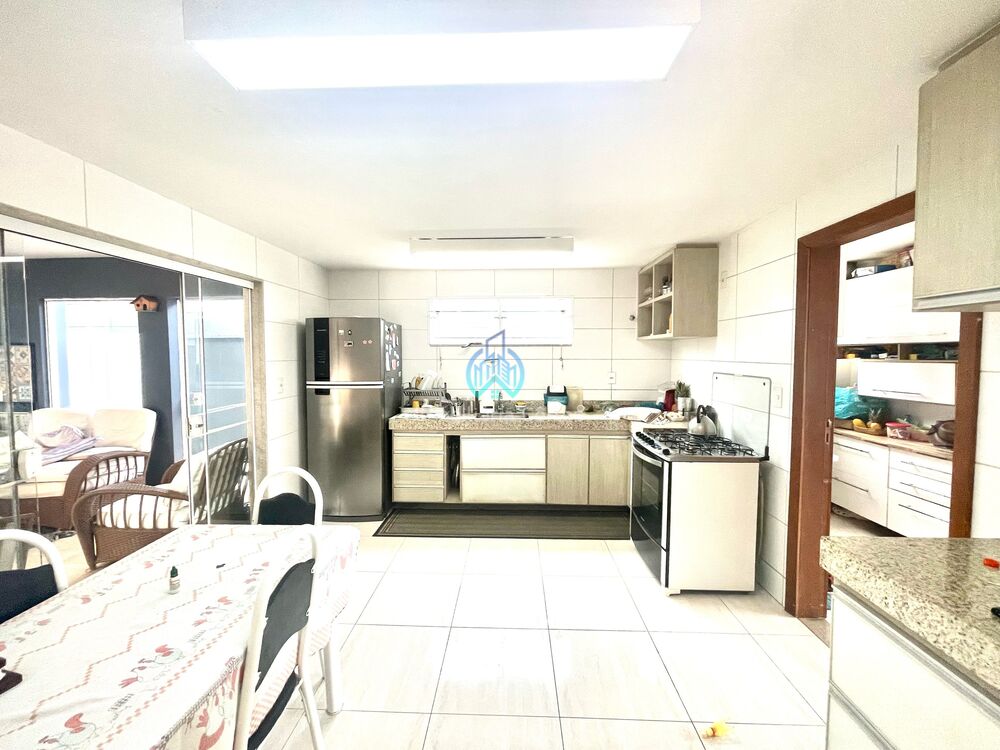 Casa, 5 quartos, 370 m² - Foto 4