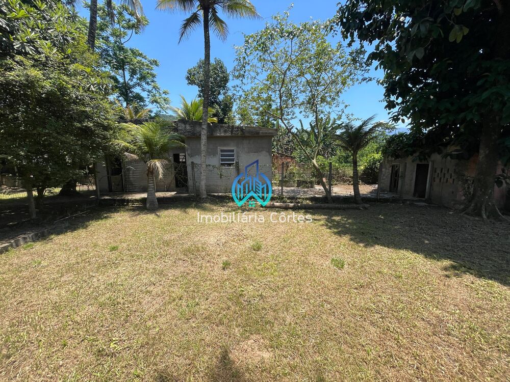 Casa à venda com 4 quartos, 332m² - Foto 4