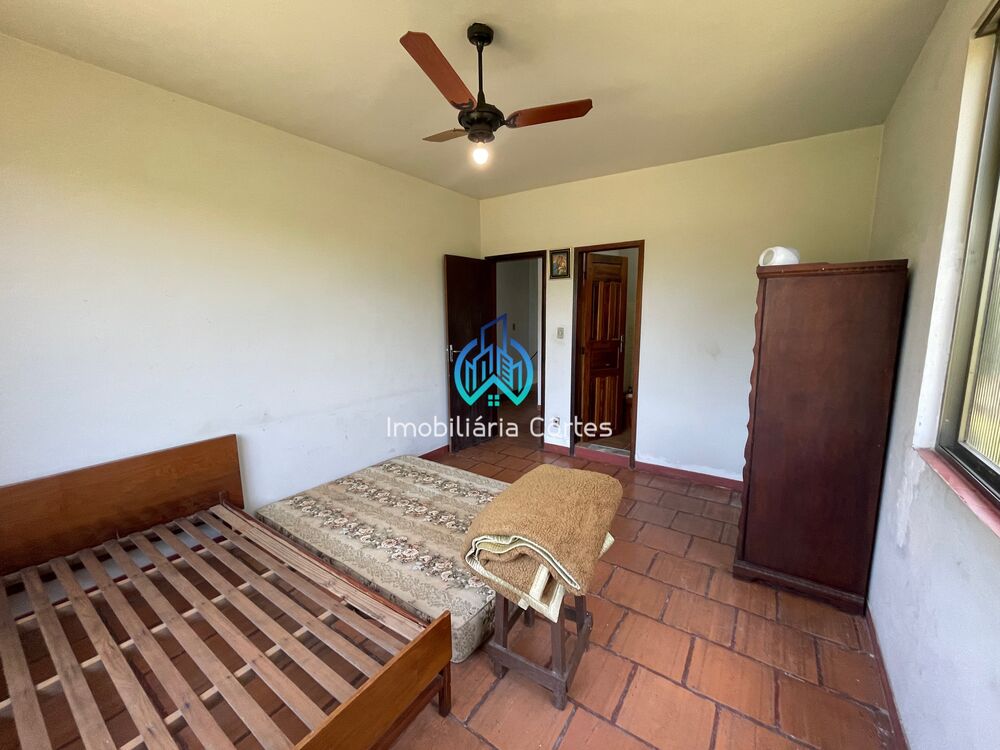 Casa à venda com 4 quartos, 332m² - Foto 3