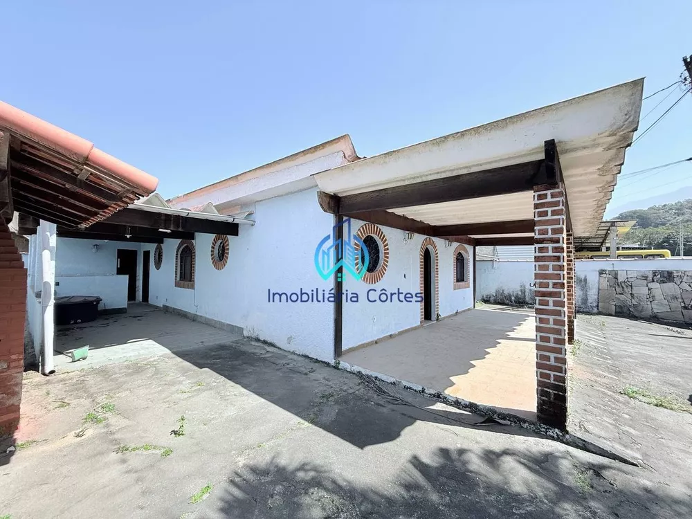 Casa, 2 quartos, 222 m² - Foto 1