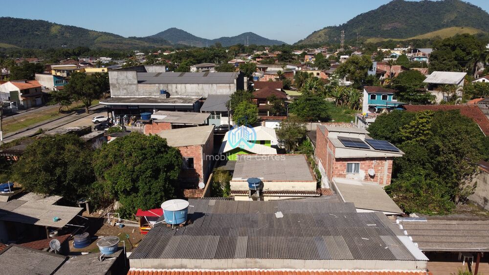 Casa à venda com 8 quartos, 350m² - Foto 7