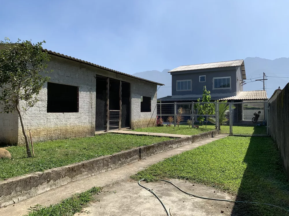 Casa, 5 quartos, 229 m² - Foto 2