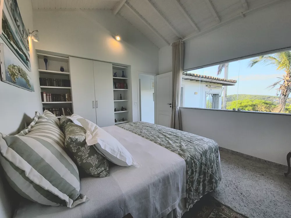Casa, 4 quartos, 221 m² - Foto 1