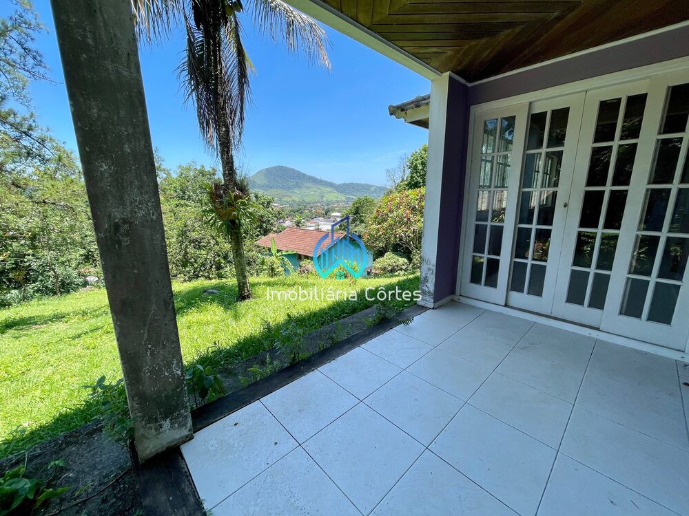 Casa de Condomínio à venda com 4 quartos, 447m² - Foto 4