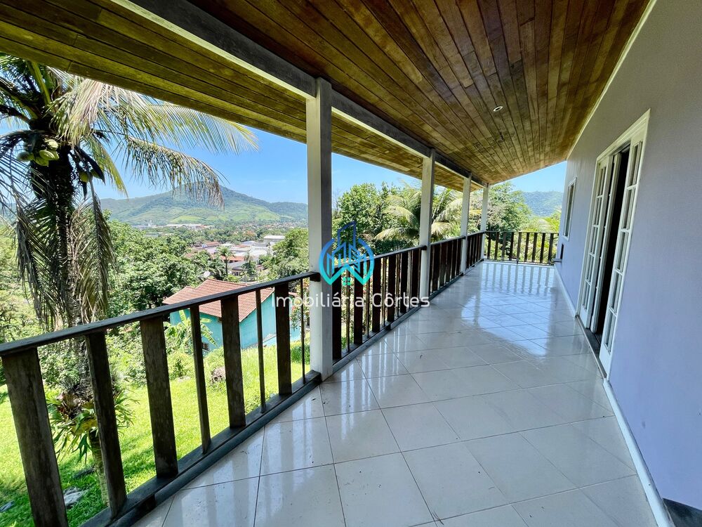 Casa de Condomínio à venda com 4 quartos, 447m² - Foto 3