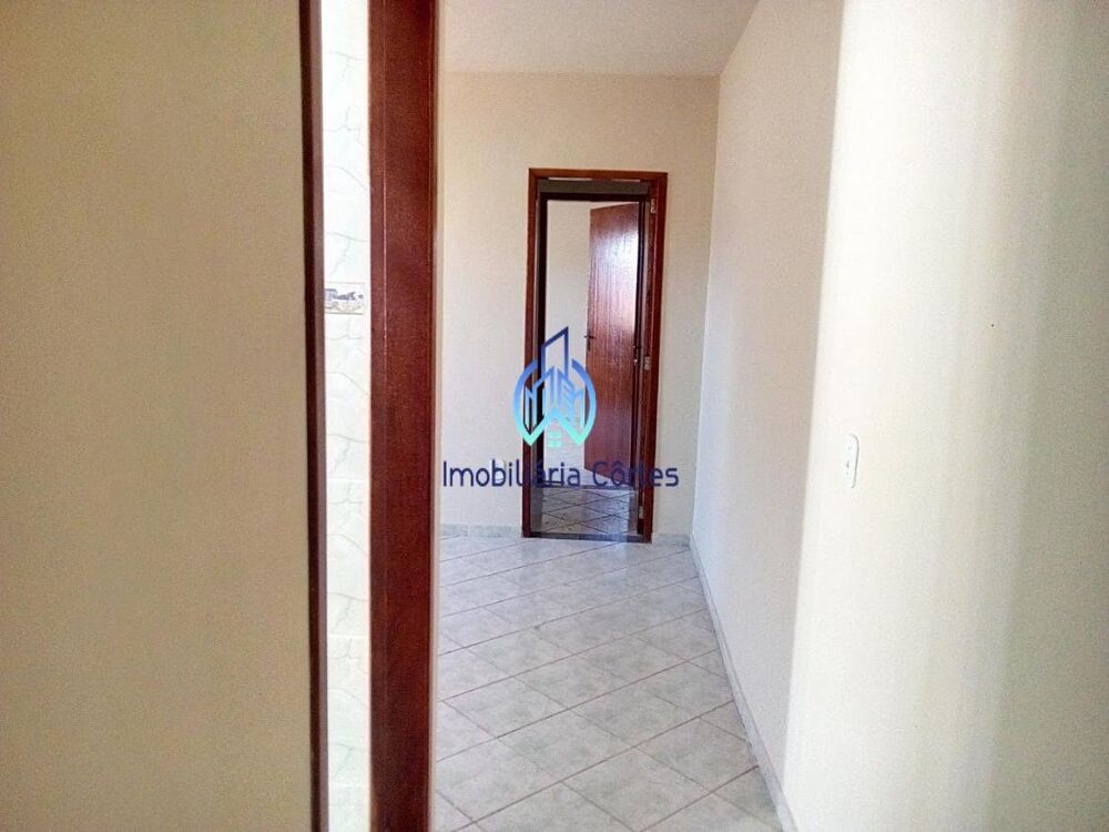 Apartamento à venda com 2 quartos, 70m² - Foto 3