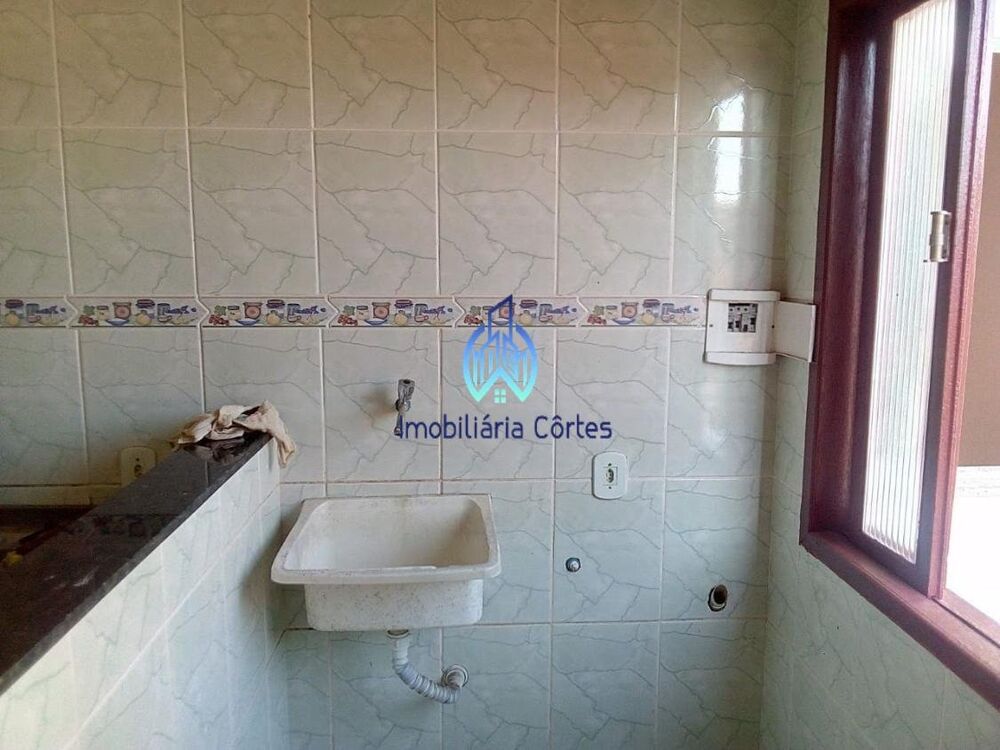 Apartamento à venda com 2 quartos, 70m² - Foto 2