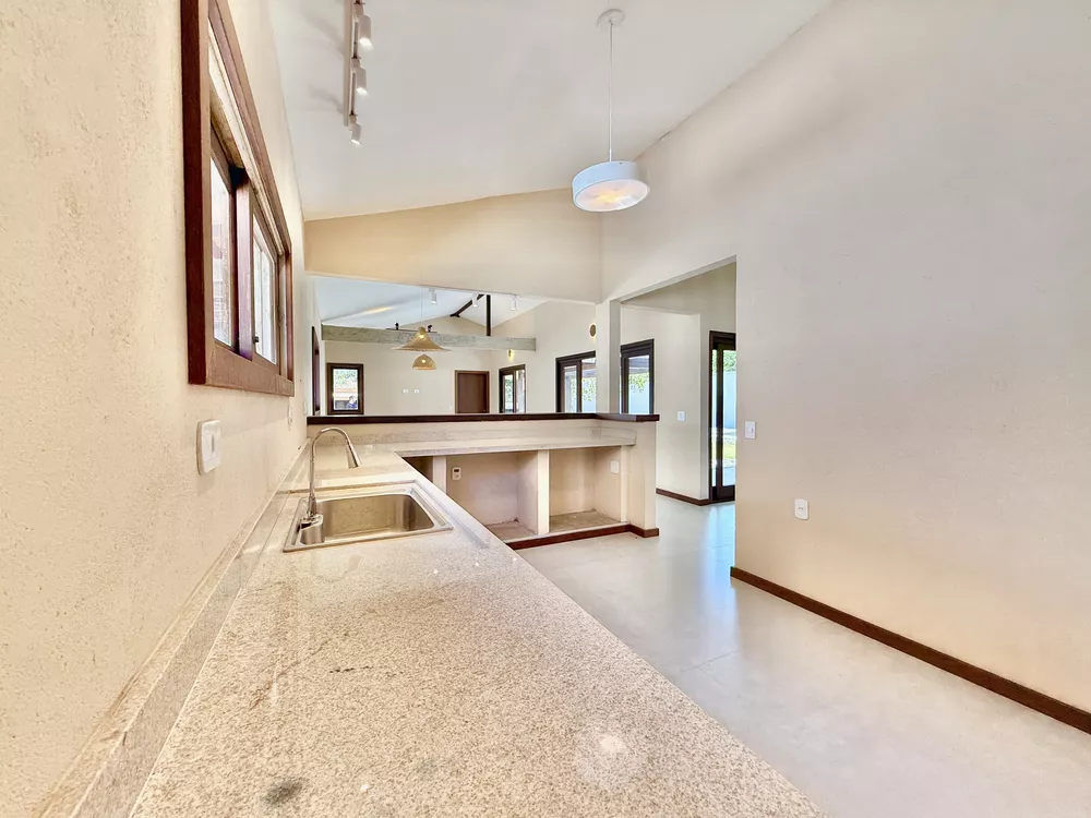 Casa, 4 quartos, 242 m² - Foto 47