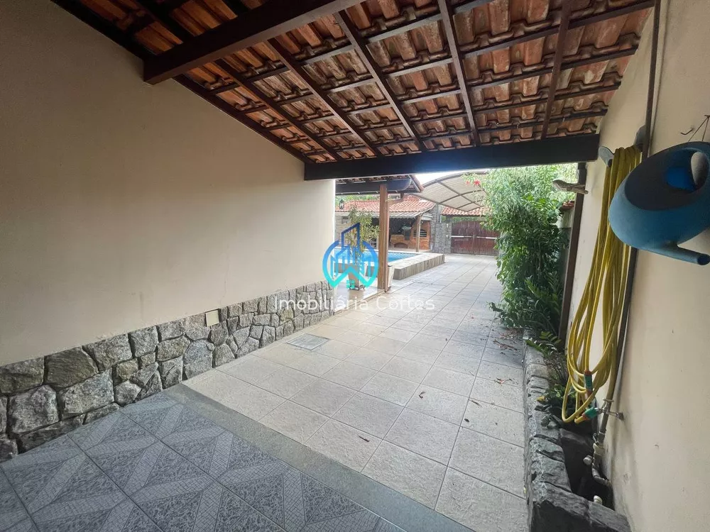 Casa, 4 quartos, 184 m² - Foto 2