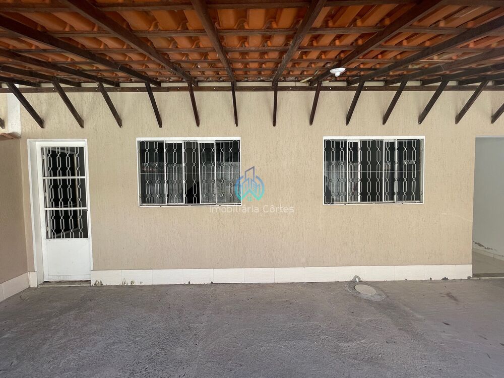 Casa à venda com 2 quartos, 64m² - Foto 5