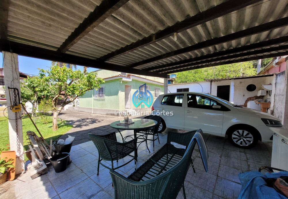 Casa à venda com 3 quartos, 200m² - Foto 3