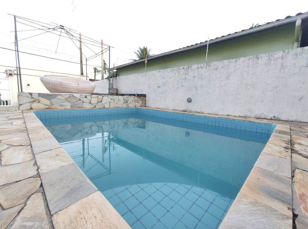Casa à venda com 5 quartos, 450m² - Foto 1