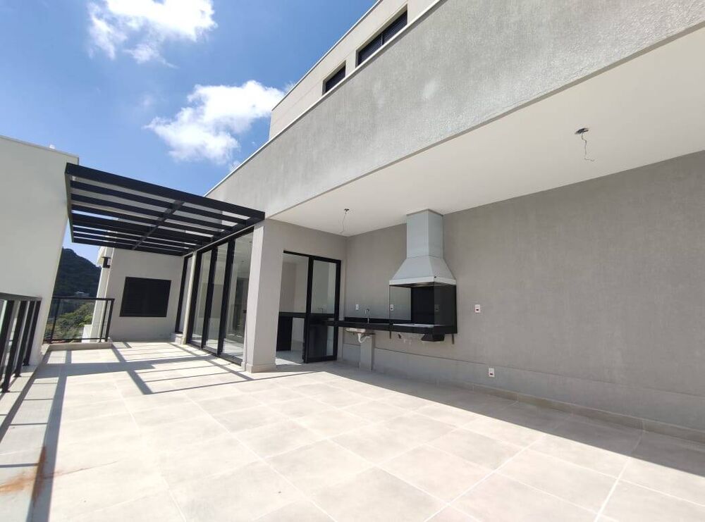 Cobertura, 3 quartos, 240 m² - Foto 1