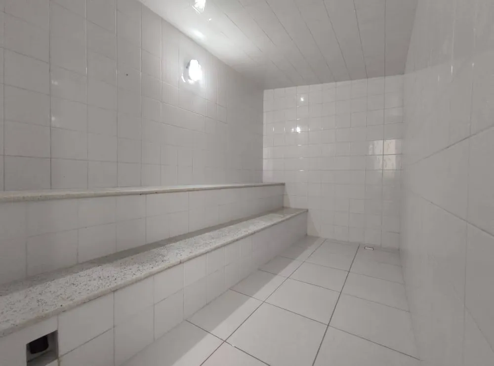 Cobertura, 3 quartos, 240 m² - Foto 3
