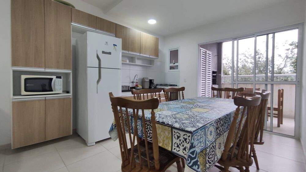 Apartamento à venda com 2 quartos, 65m² - Foto 3