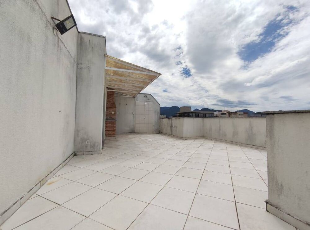 Cobertura à venda e aluguel com 4 quartos, 180m² - Foto 1