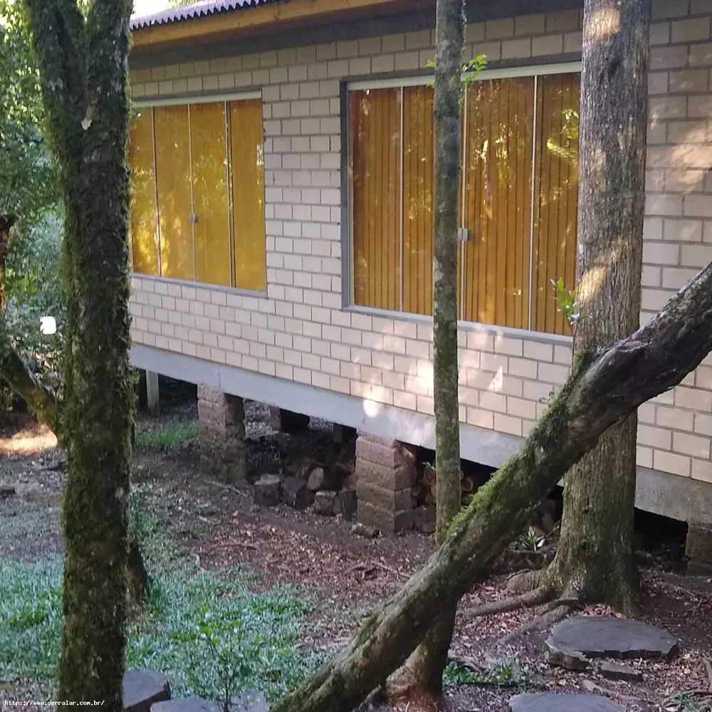 Casa à venda com 2 quartos, 600m² - Foto 2