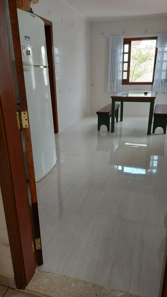 Casa, 3 quartos, 169 m² - Foto 4
