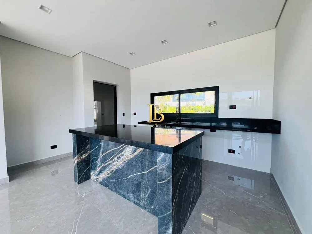 Casa, 4 quartos, 620 m² - Foto 1